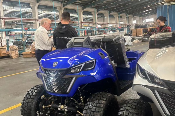 Upoštevanje nove dobe za mednarodni trg električnih lovskih vozil