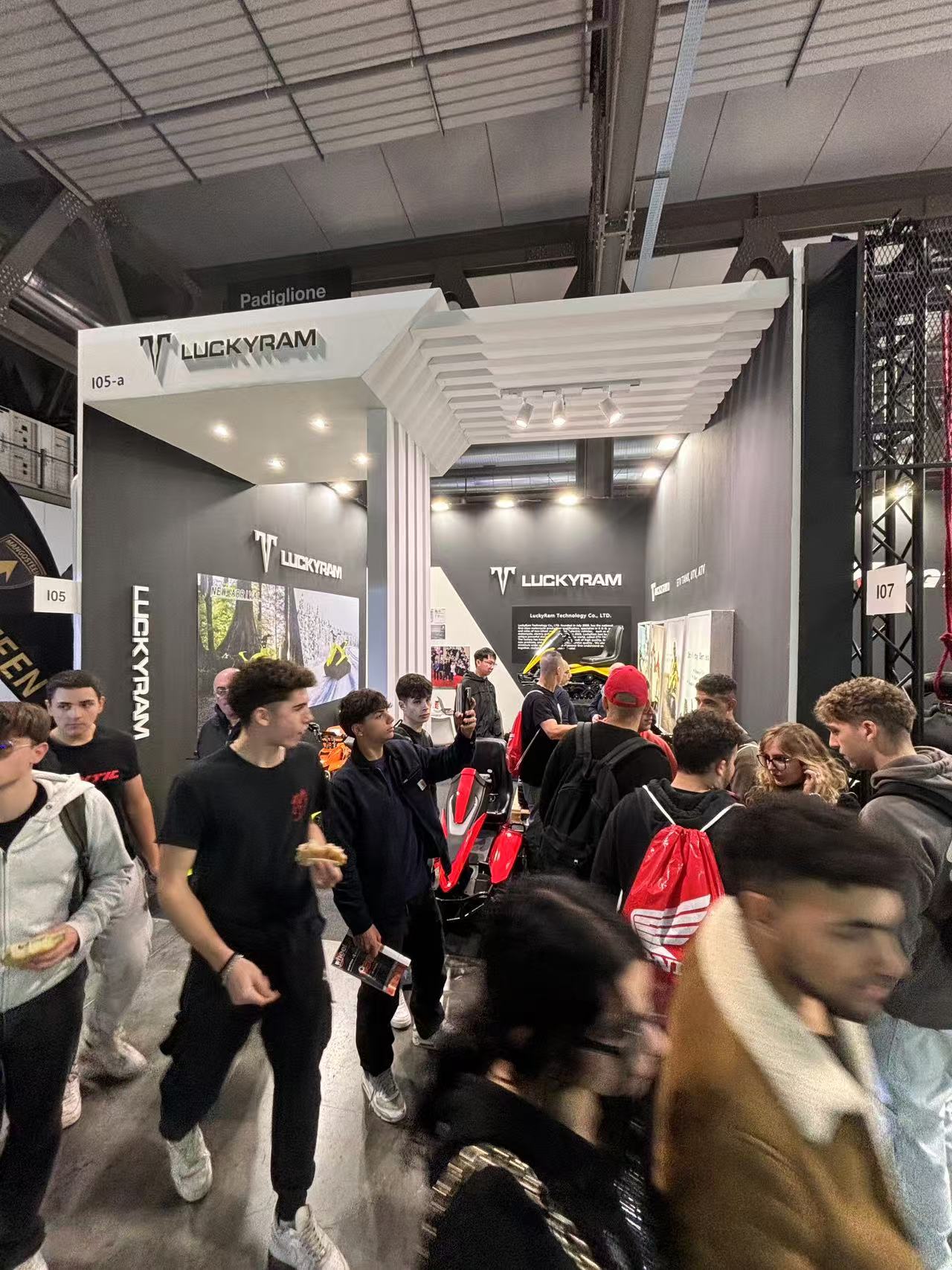 ETV Tank sije pri EICMA 2024